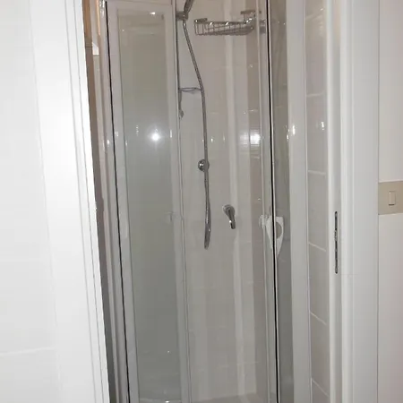 Edy Hotel 2*