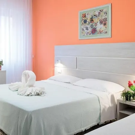Edy Hotel 2*