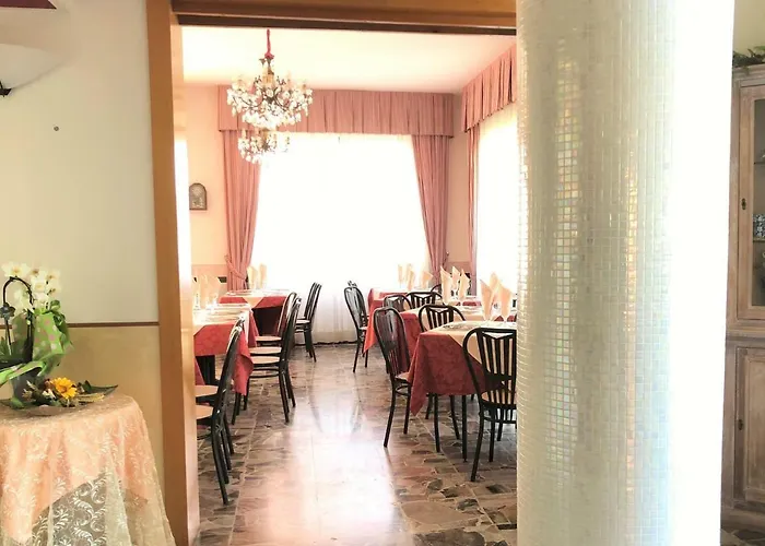 伊迪酒店 酒店 2*