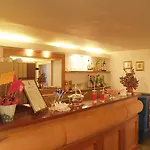Edy Hotel 2*