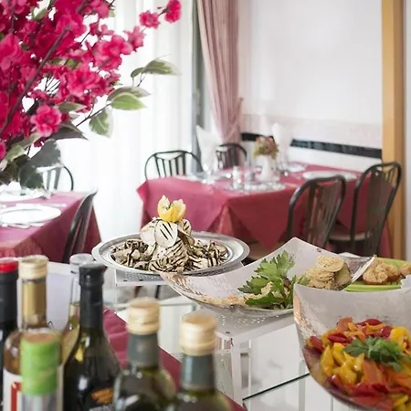 Otel Edy 2*